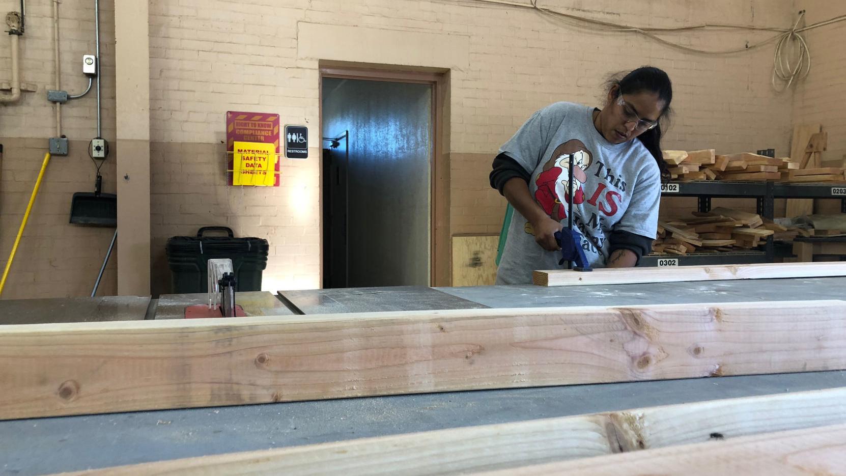 Breaking into construction: ADOT program works to attracts women, minorities